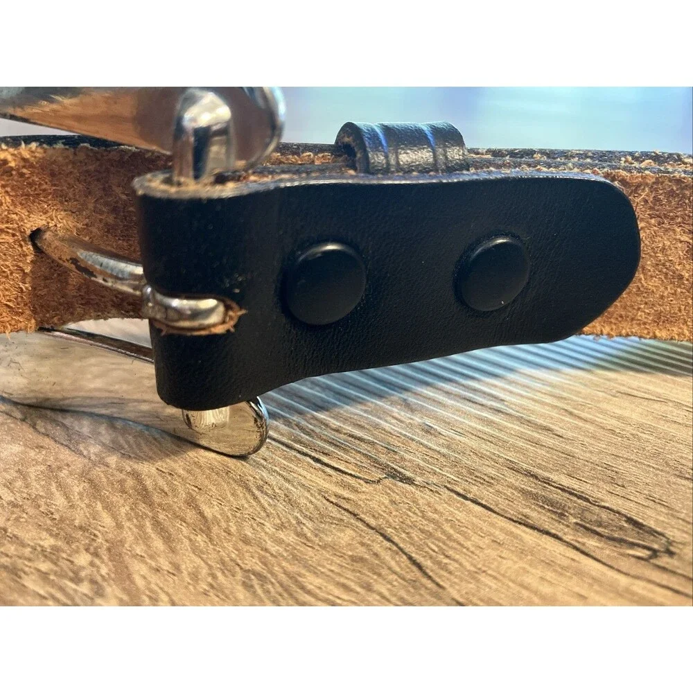 Chambers Womens Black Embossed Leather Western Belt Silver Buckle Set WF555 32